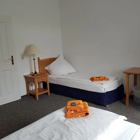 Wohnen Auf Zeit Nahe Leipziger Messe Hostel